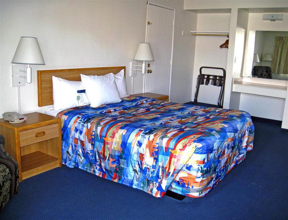 Motel 6-Bishop, Ca Bilik gambar