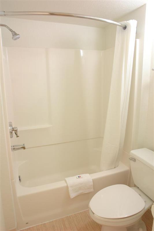 Motel 6-Bishop, Ca Bilik gambar